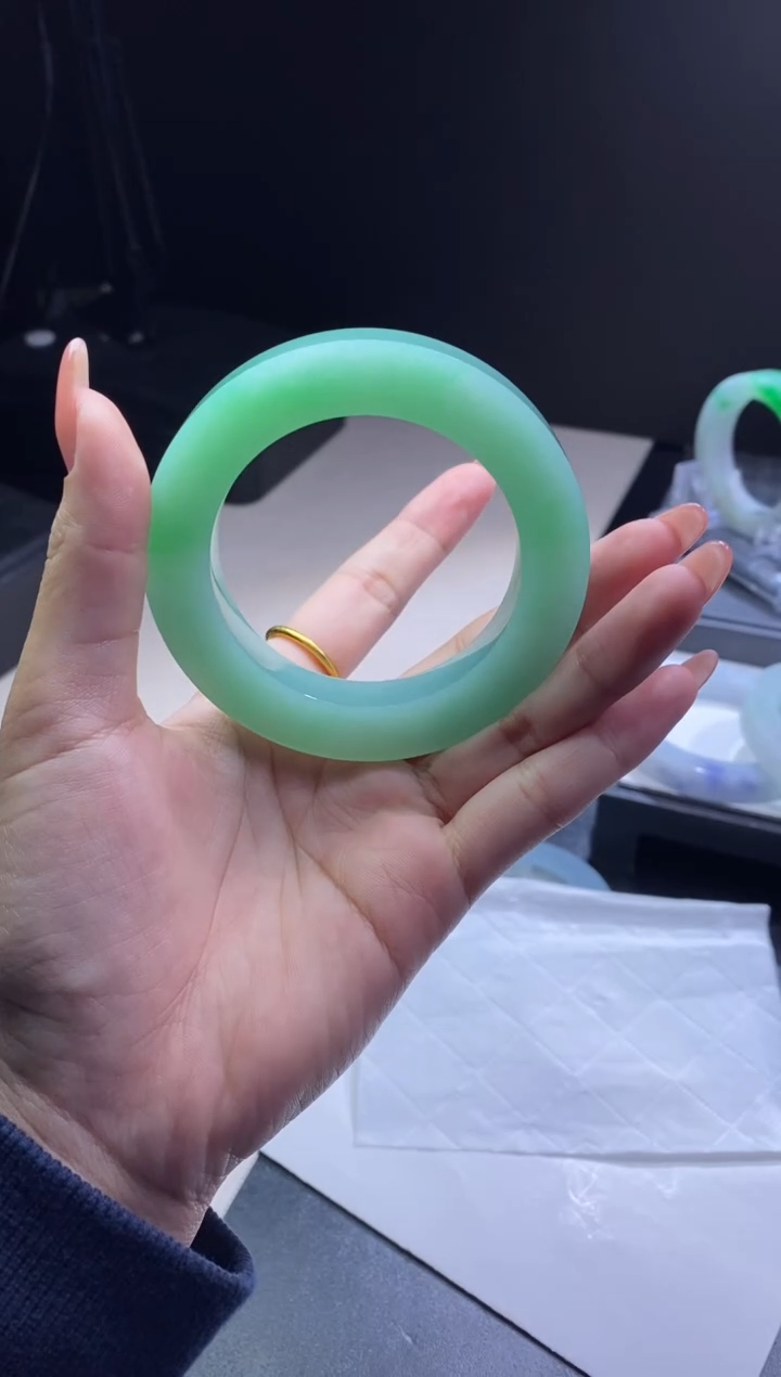 【闪购商品】定制翡翠手镯未镶嵌定制手镯不退不换