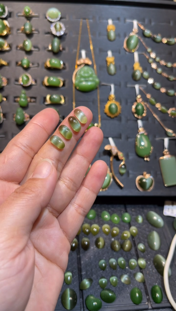 【闪购商品】和田玉碧玉猫眼裸石未镶嵌多样性发一