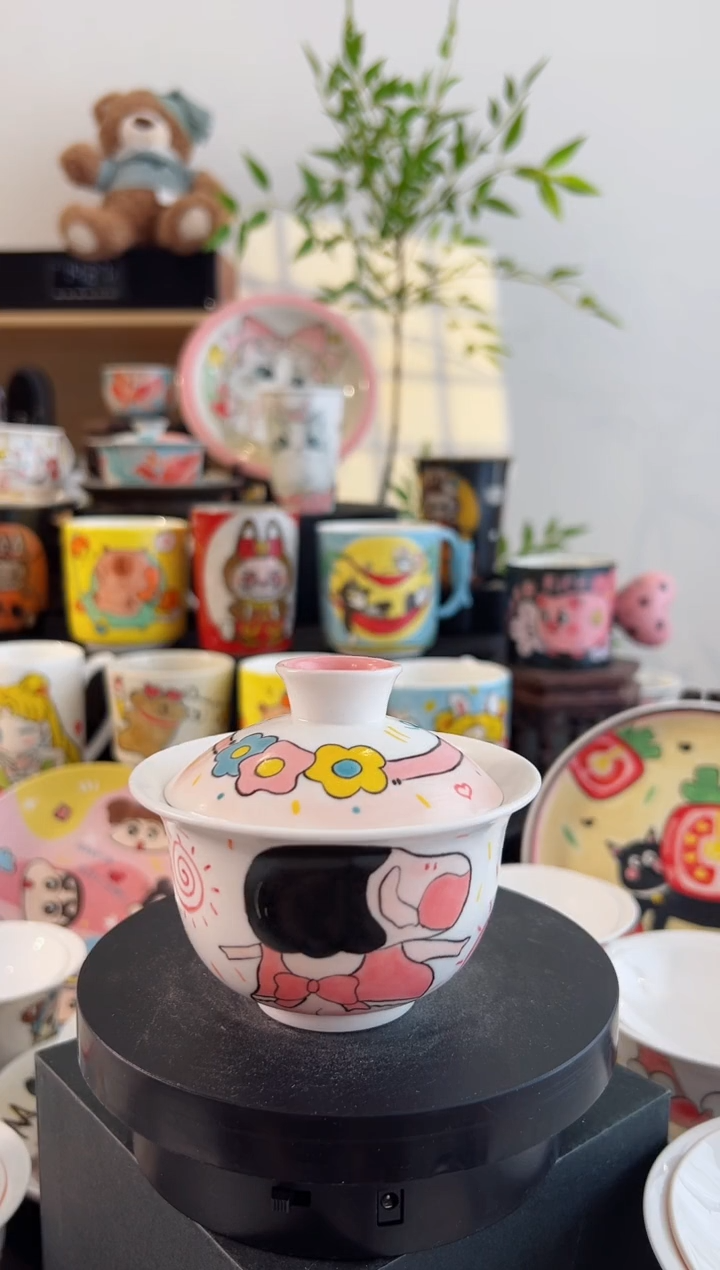 【闪购商品】摆件手工手绘陶瓷小杯杯