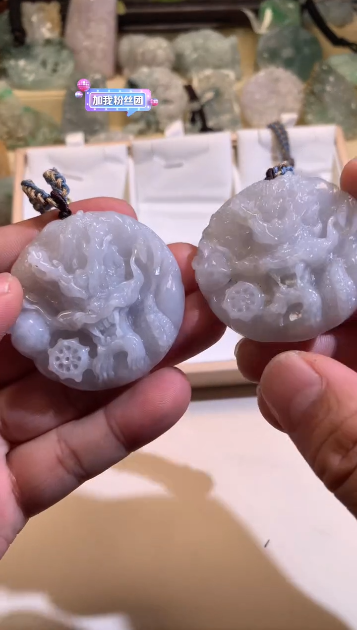 翡翠未镶嵌颈饰6/08/113多样性发其一