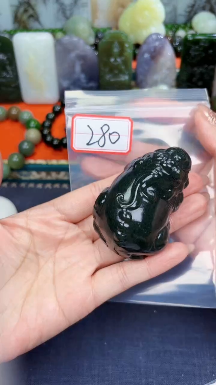 颈饰未镶嵌和田玉和田玉