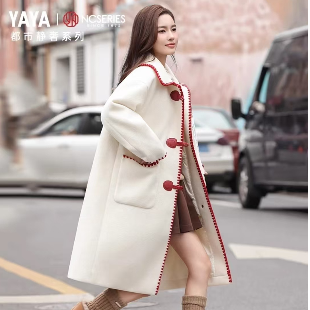 YAYA/鸭鸭羽绒服女白色大衣气质百搭红色宽松名媛秋冬季新款休闲