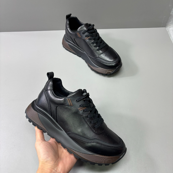 广州男鞋春季新款真皮时尚户外运动休闲鞋复古潮轻便男士舒适百搭