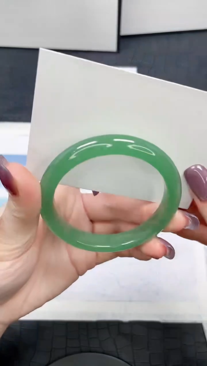 【闪购商品】石英质玉手镯未镶嵌340-53