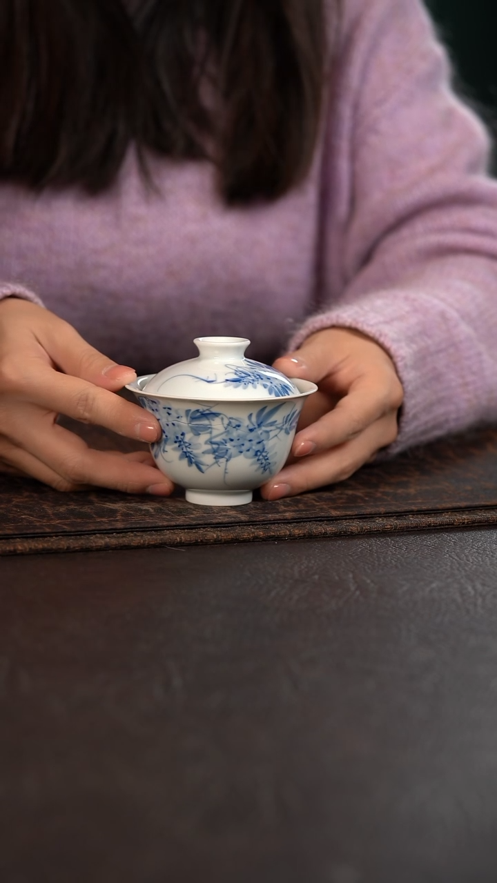 【闪购商品】杯HLX陶瓷紫藤花盖碗随机