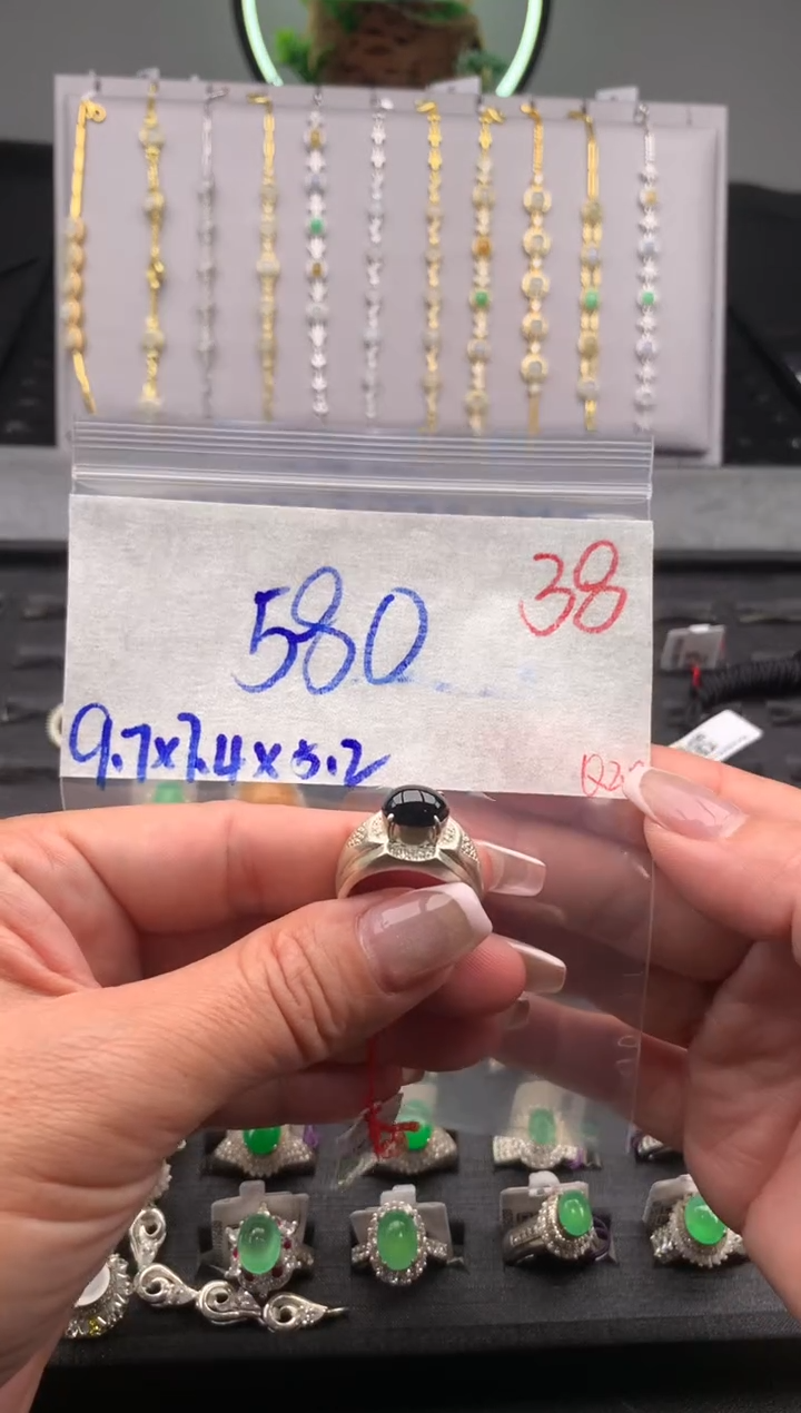 【闪购商品】定制翡翠未镶嵌毛货需精细抛光拍一发一