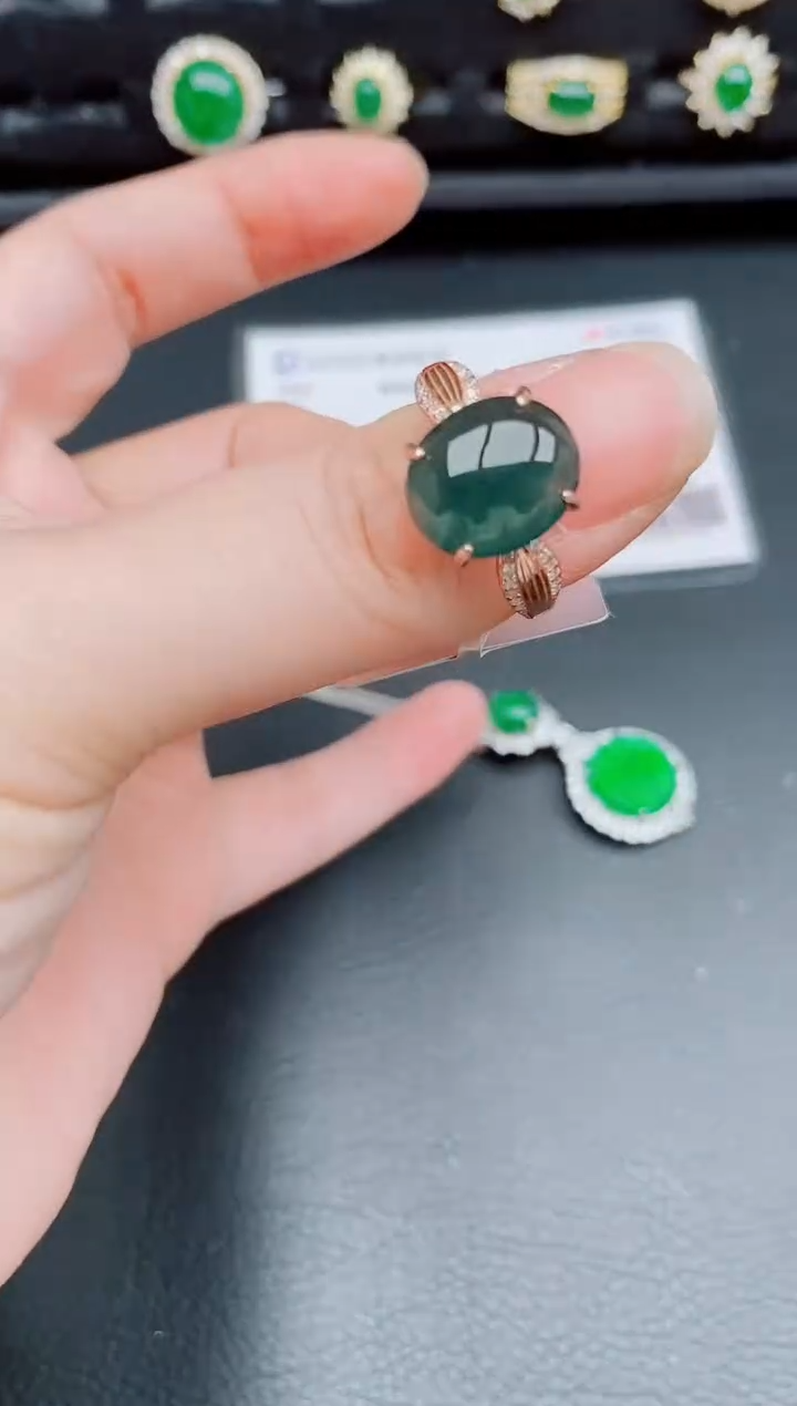 【闪购商品】翡翠戒指银S925镶嵌天然a货翡翠339