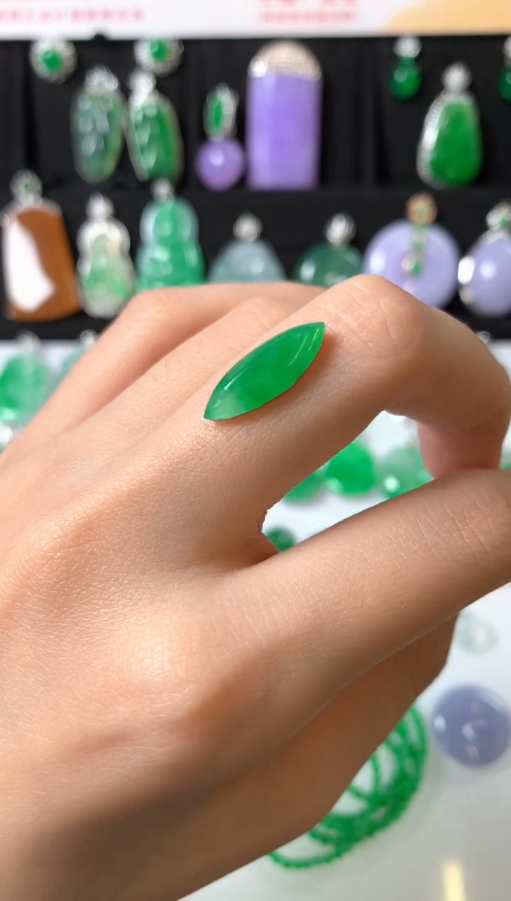 未镶嵌定制翡翠裸石（镶嵌定制）