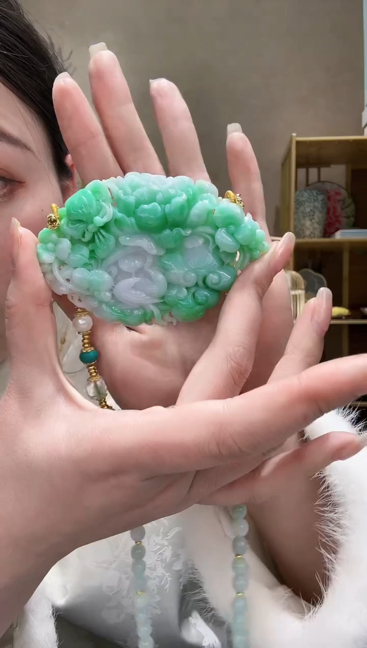 【闪购商品】翡翠颈饰未镶嵌吊坠