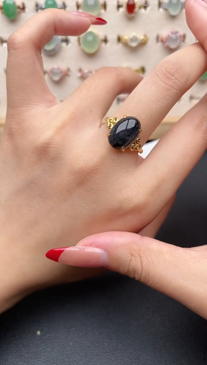 【闪购商品】翡翠戒指银S925镶嵌一物一证一礼盒