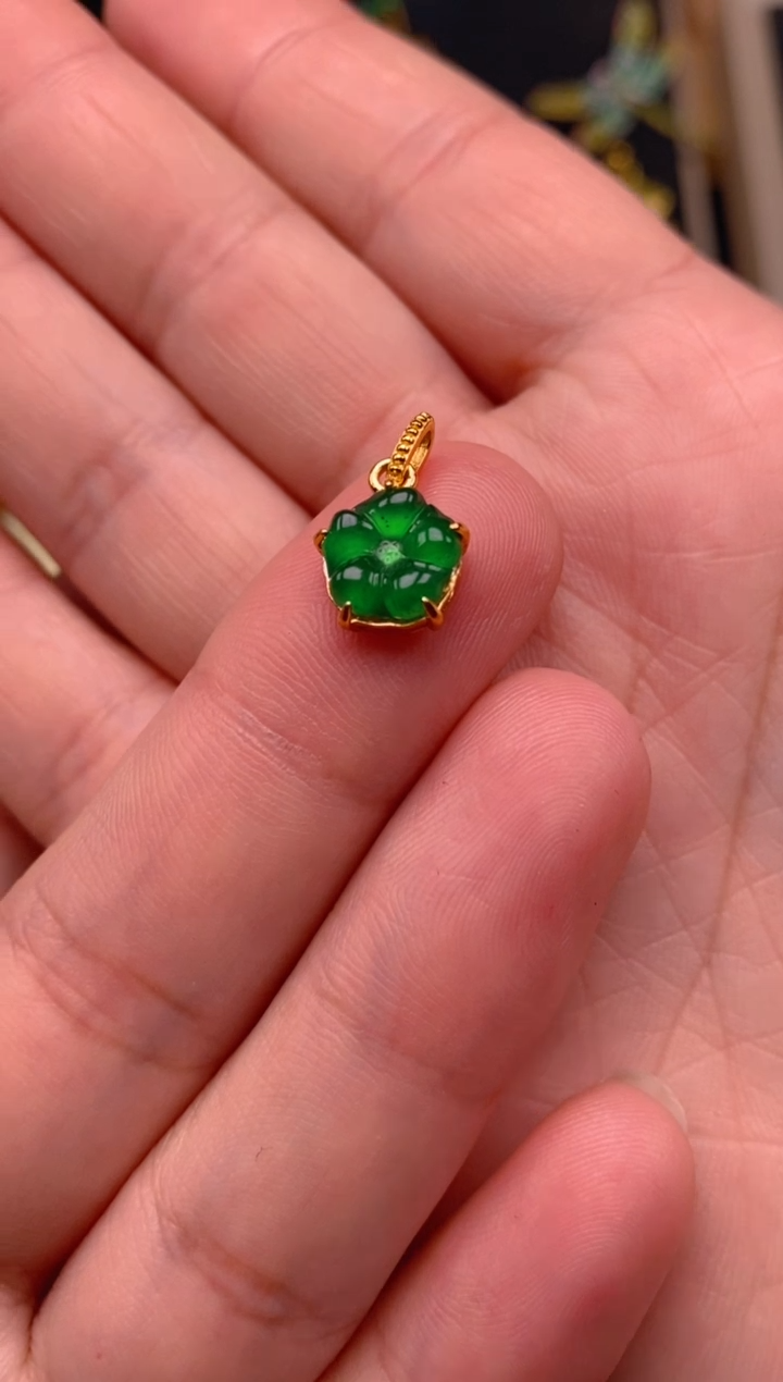 【闪购商品】翡翠吊坠(不含链)银S925镶嵌花花