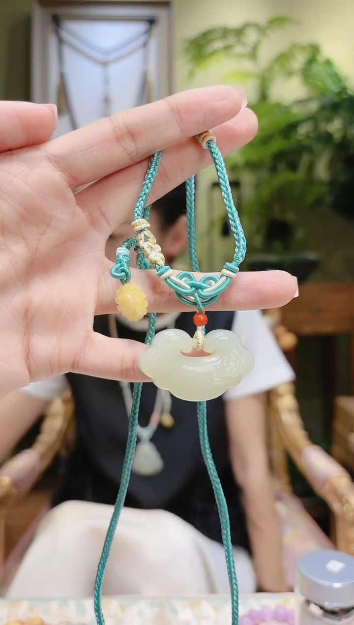 【闪购商品】和田玉吊坠未镶嵌蜜蜡向日葵如意锁和田玉吊坠