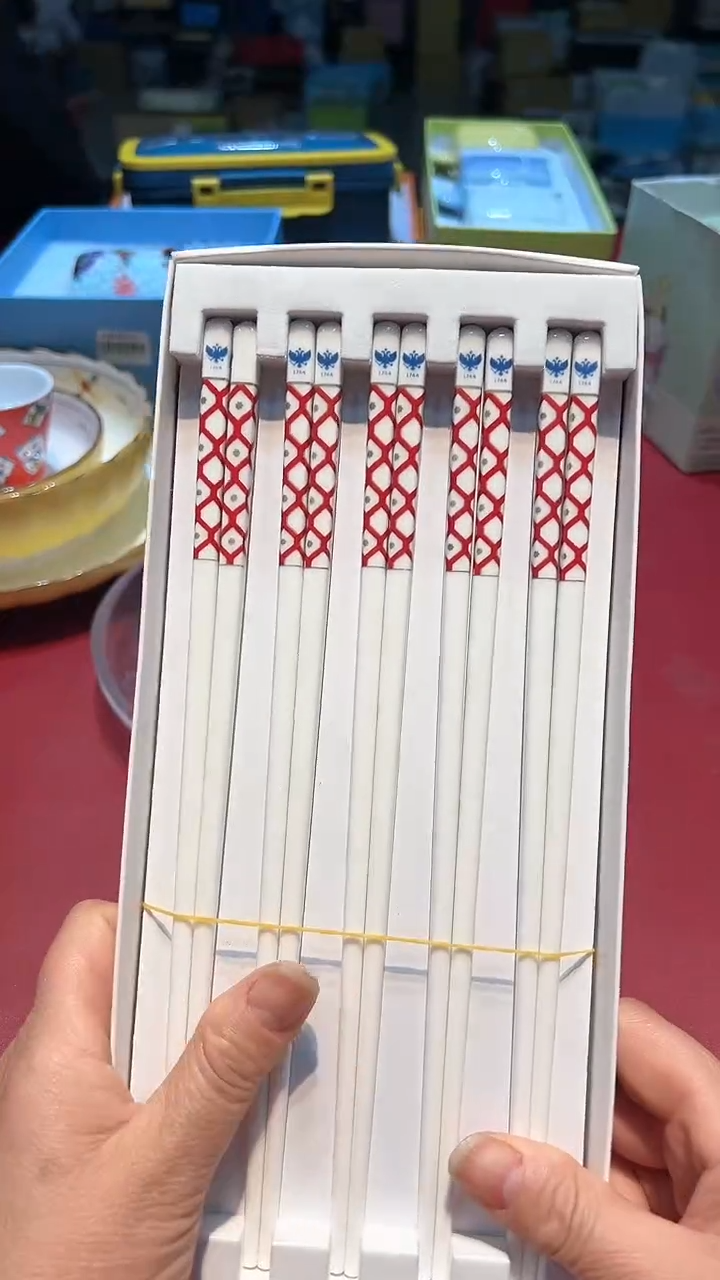 【闪购商品】瓷片11111111111111