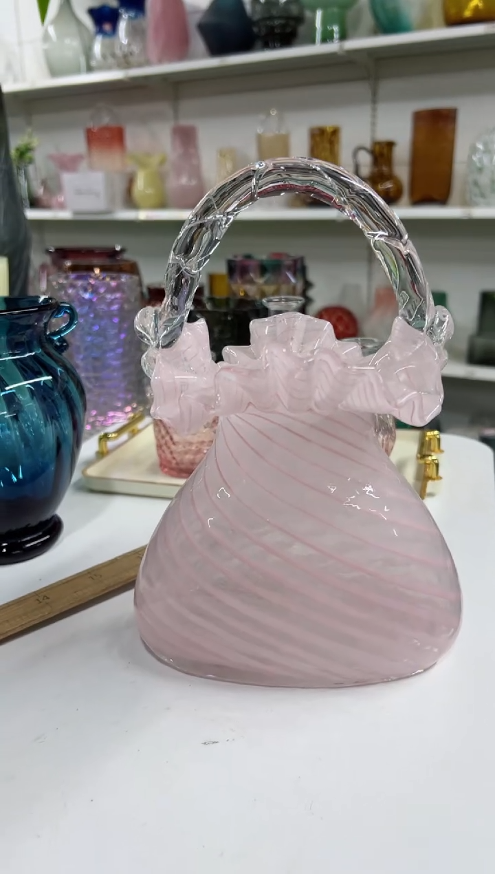 【闪购商品】玻璃粉色提篮
