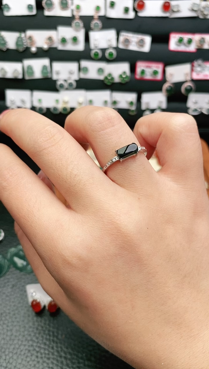 【闪购商品】翡翠戒指银S925镶嵌戒指