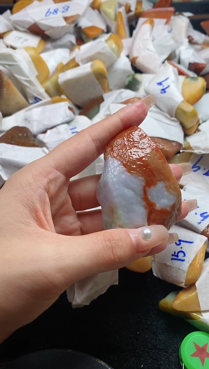 翡翠裸石翡翠挂件裸石