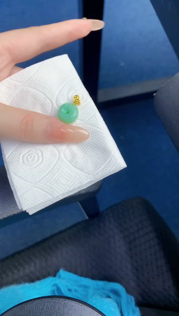 颈饰未镶嵌翡翠缅甸天然翡翠A货