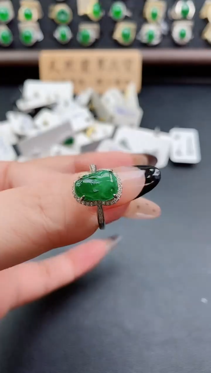 银S925镶嵌戒指翡翠1