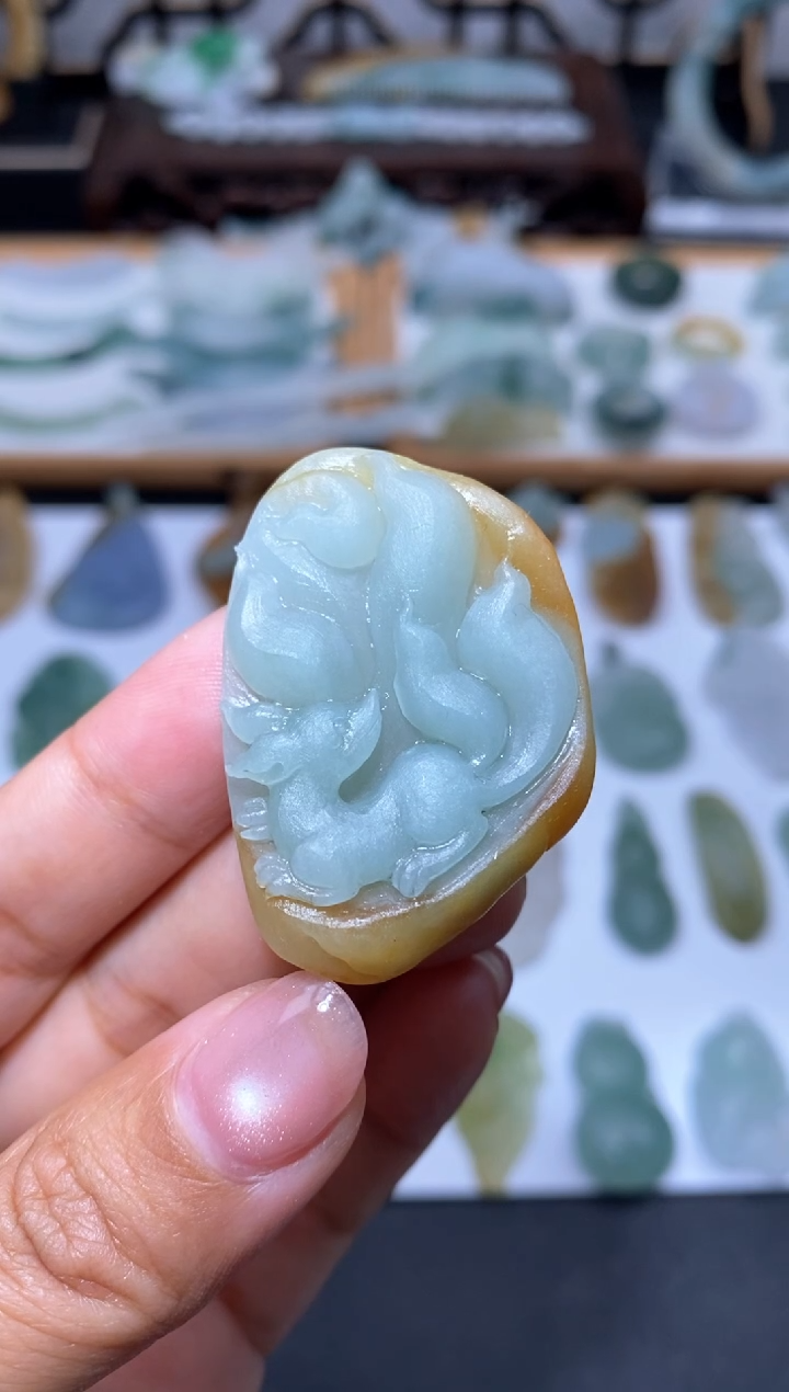 【闪购商品】定制翡翠未镶嵌九尾狐