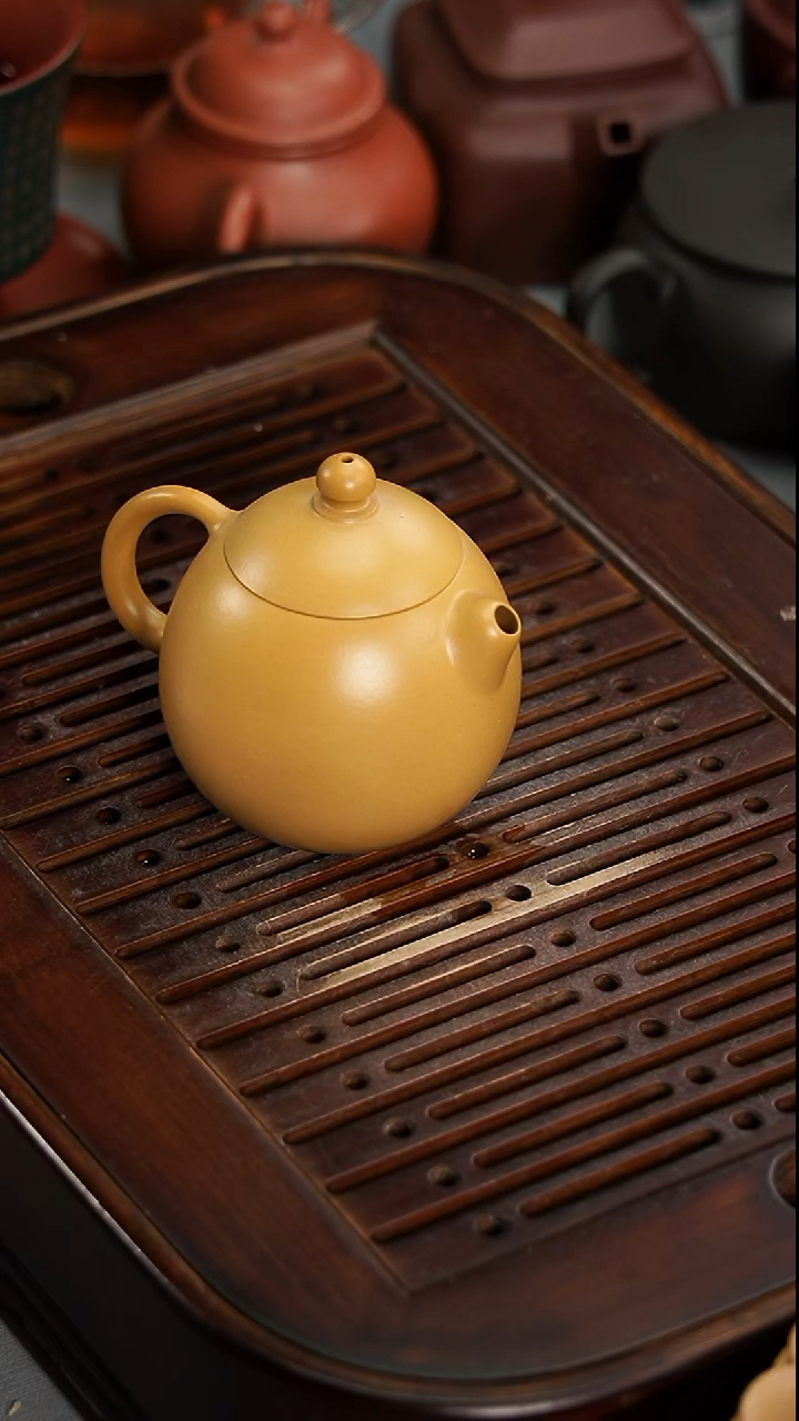 茶壶紫砂宜兴紫砂黄金朱泥小龙蛋壶100毫升