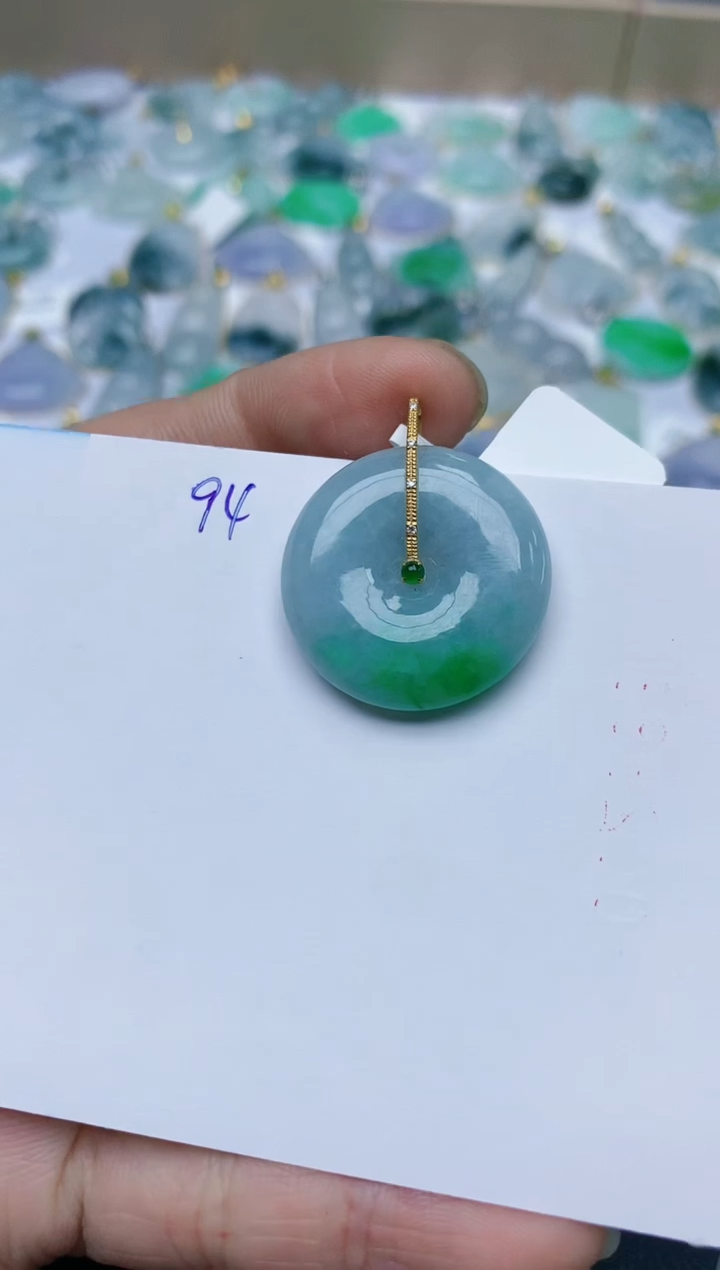 【闪购商品】翡翠颈饰18K金镶嵌天然翡翠A货    