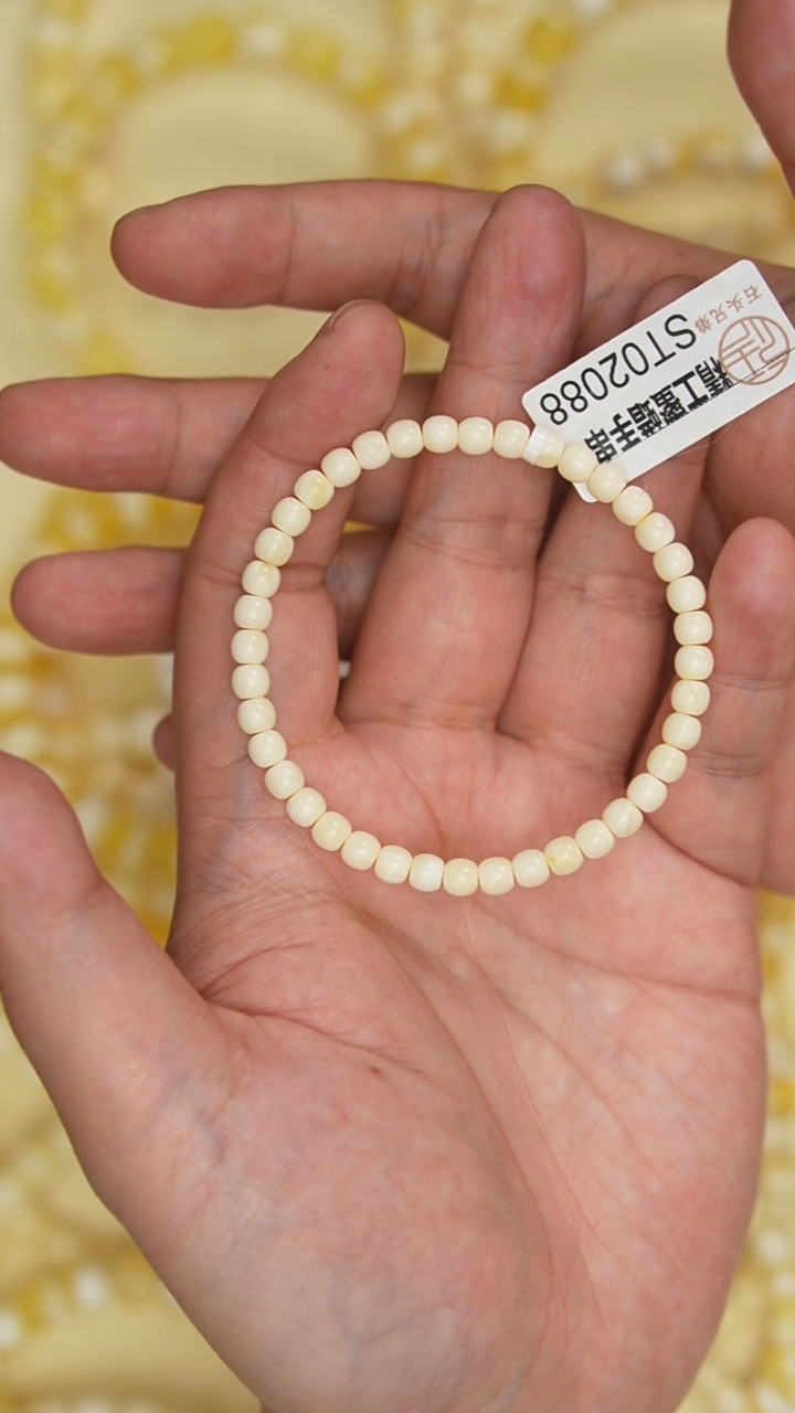 【闪购商品】蜜蜡珠宝奇石未镶嵌约5mm+（单件）