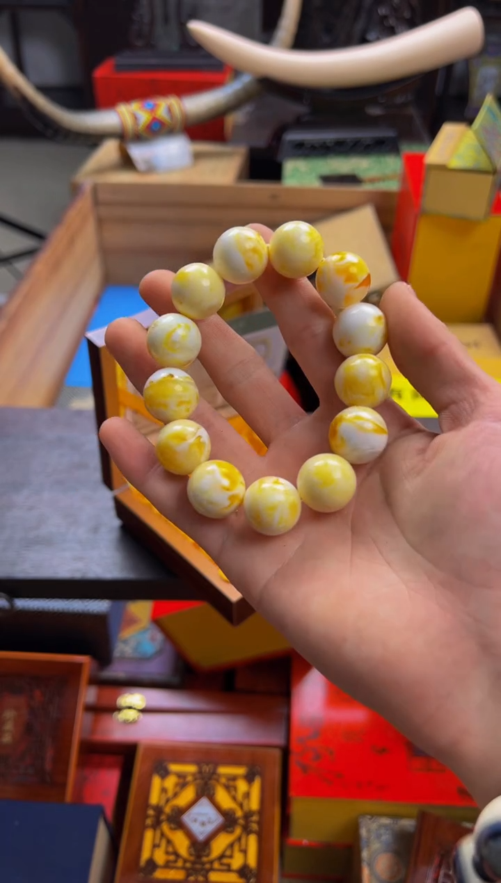 【闪购商品】蜜蜡裸石未镶嵌——————————————古瓷白手串