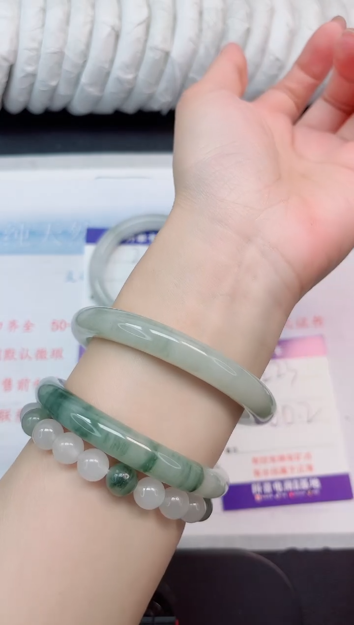 【闪购商品】石英质玉手镯未镶嵌223#60.2