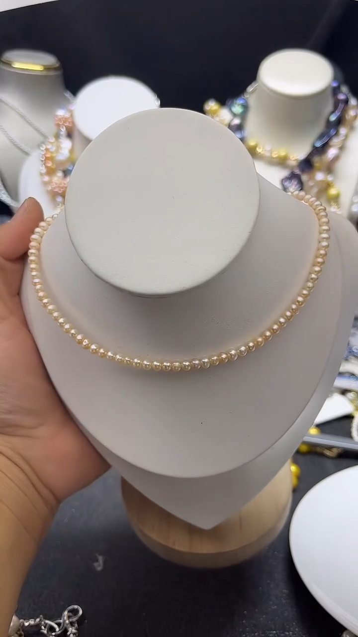 颈饰未镶嵌淡水珍珠多人