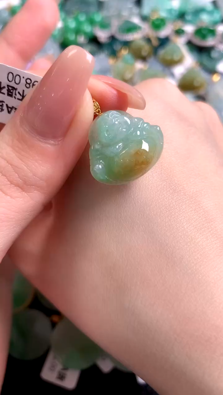 【闪购商品】翡翠颈饰18K金镶嵌13008656