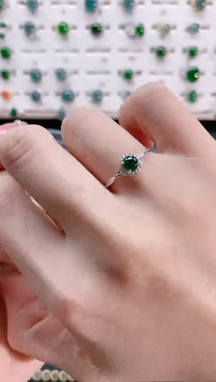 【闪购商品】翡翠戒指银S925镶嵌天然翡翠