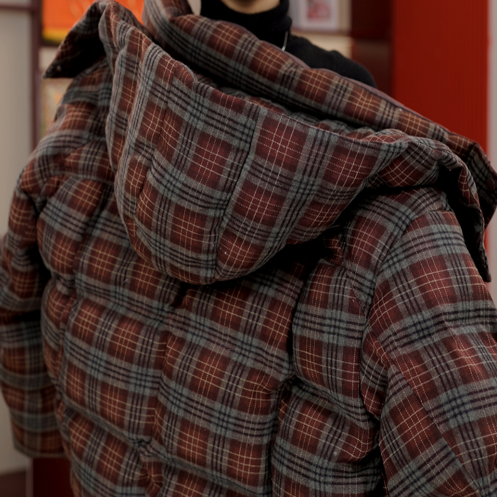 【甄选大朵绒】叁极寒系列百搭轻奢高定时尚棕格纹带帽羽绒服