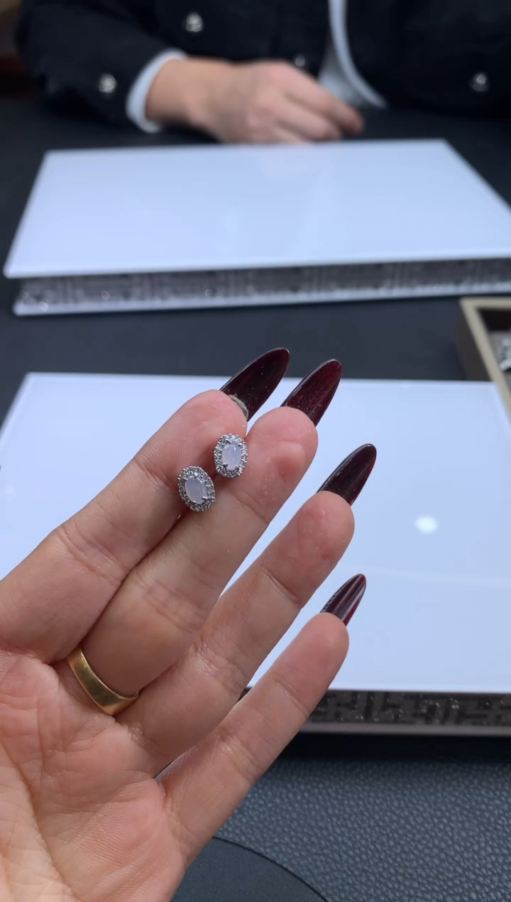 【闪购商品】翡翠耳饰银S925镶嵌翡翠