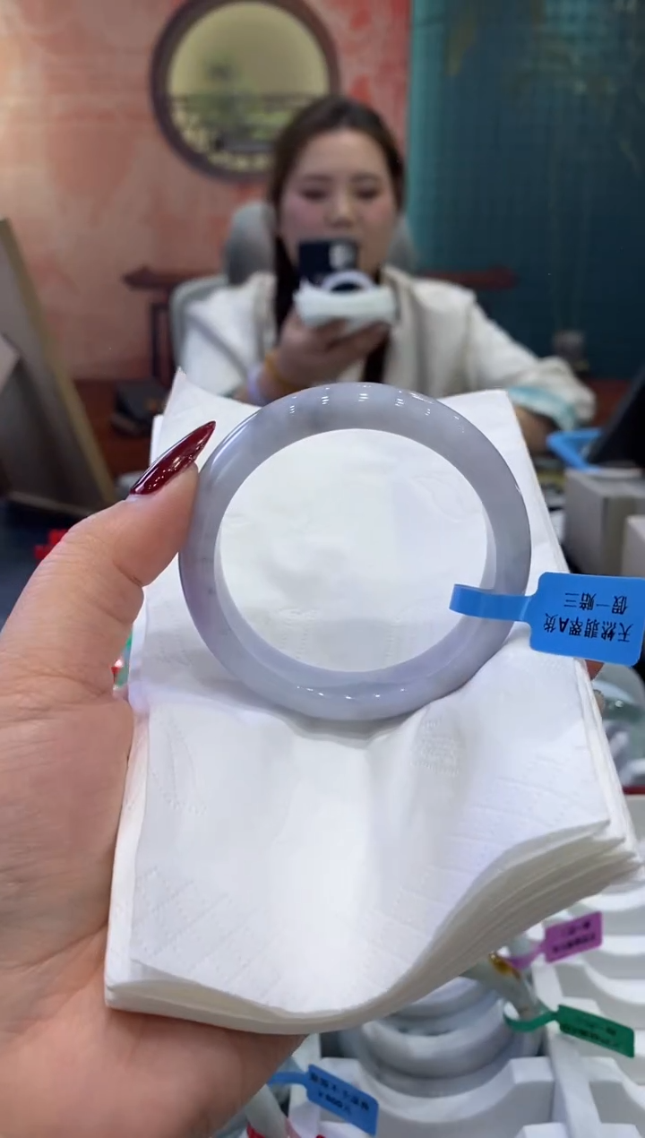 【闪购商品】翡翠手镯未镶嵌多人00018283