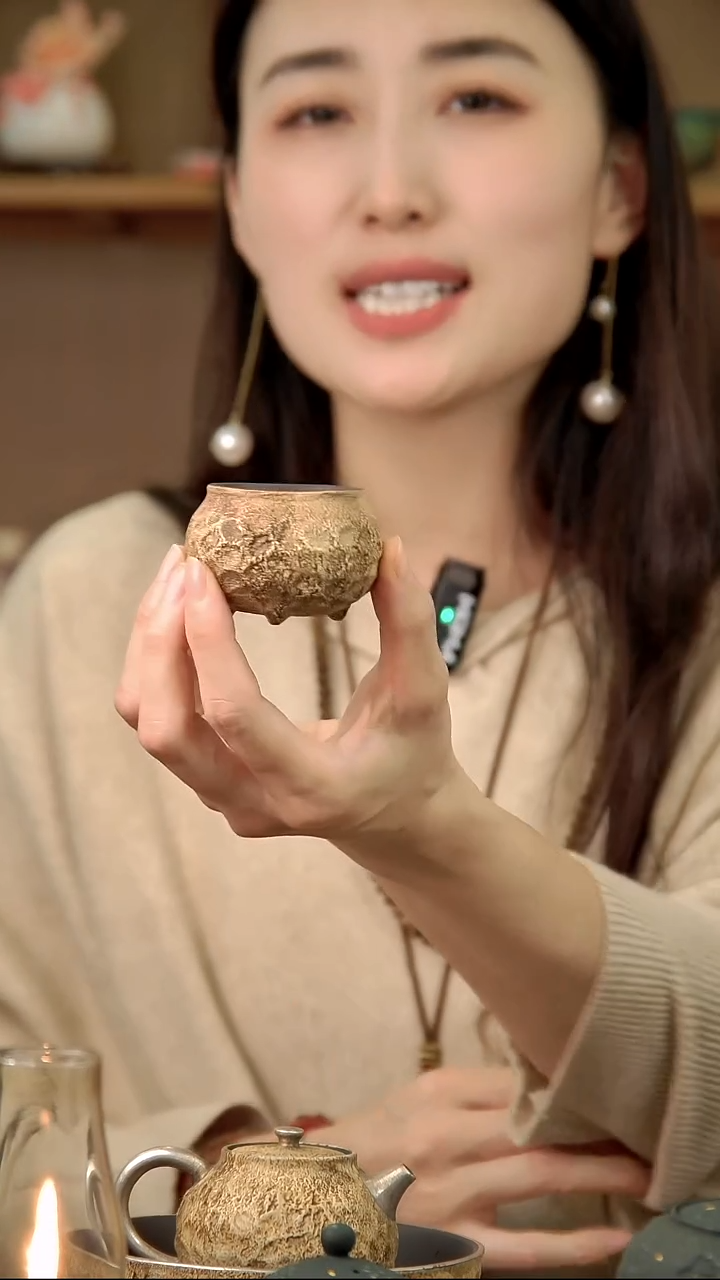 言野手作  粉引仿古三足杯