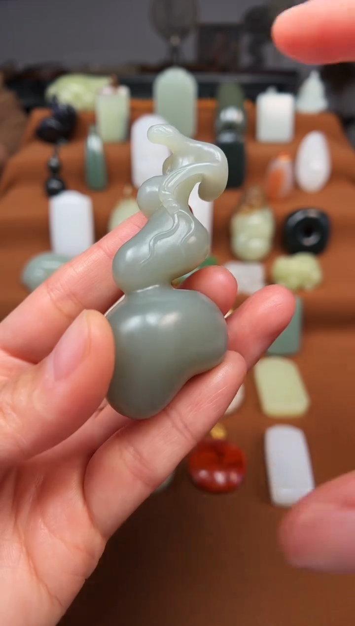 颈饰未镶嵌和田玉葫芦