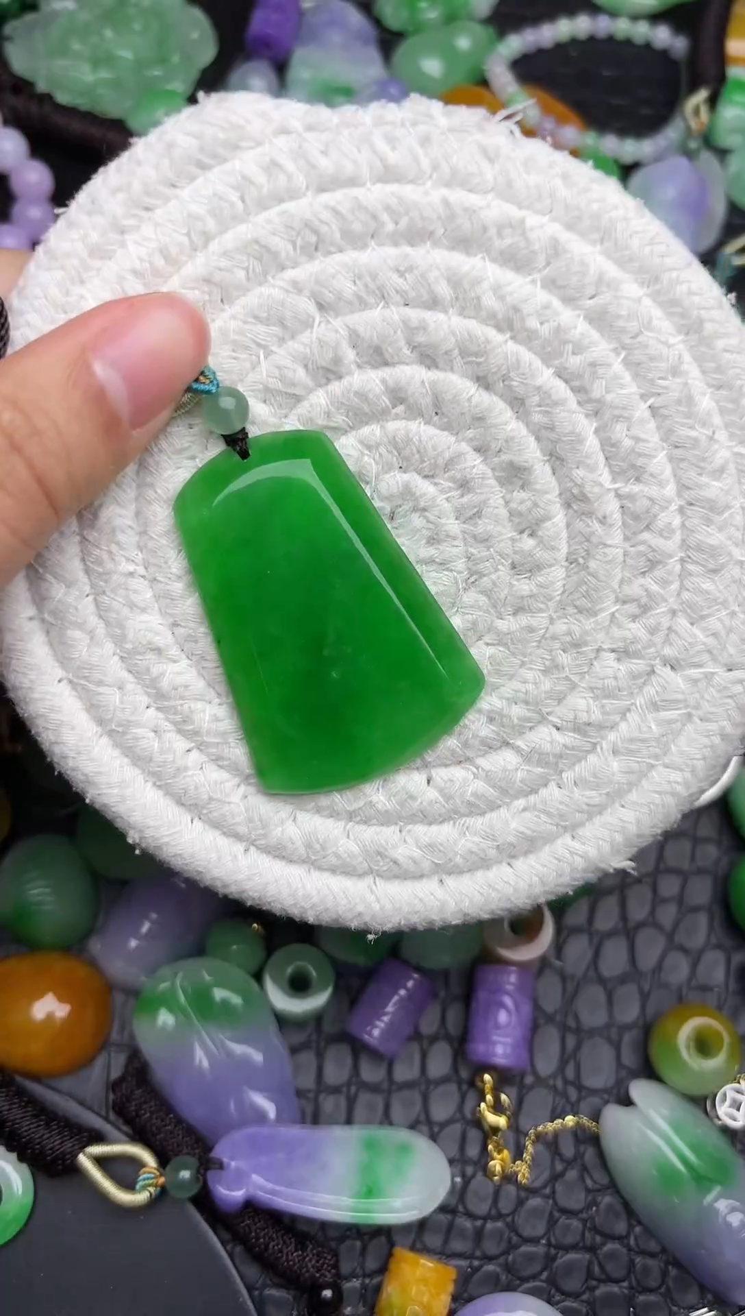 颈饰未镶嵌翡翠缅甸翡翠吊坠