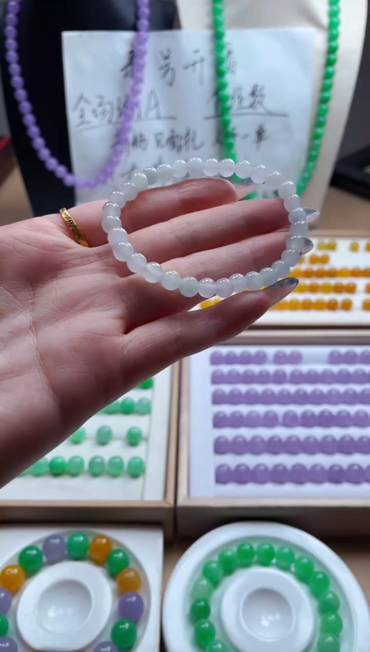 白冰卡6mm手串 多样性发货其一