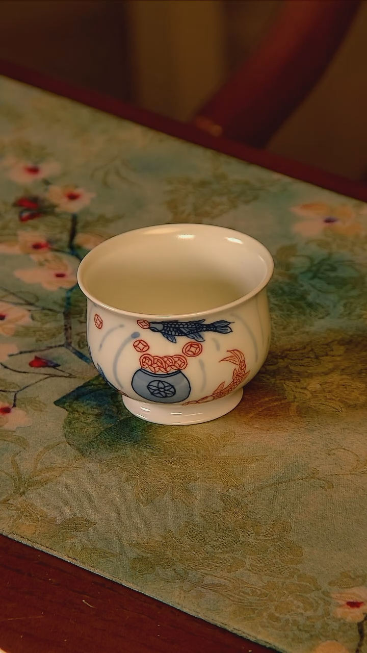 杯手工手绘杯杯很美丽