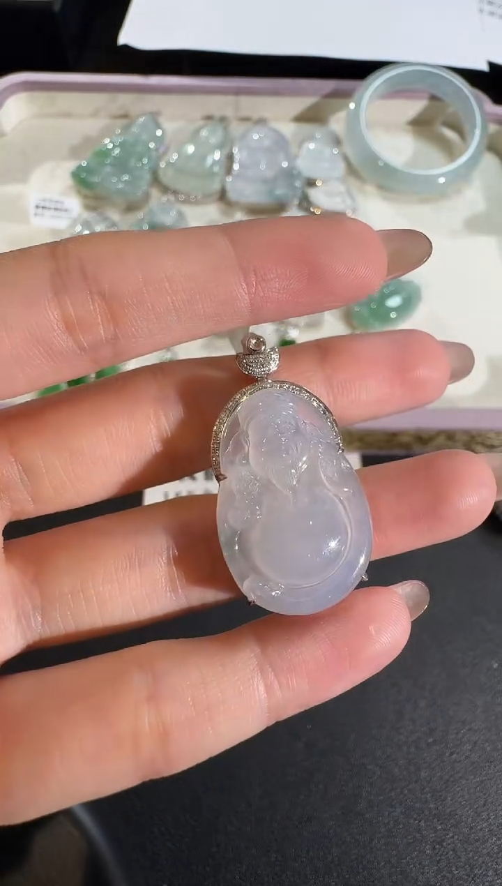 【闪购商品】翡翠吊坠(不含链)18K金镶嵌【源头工厂】钻石镶嵌