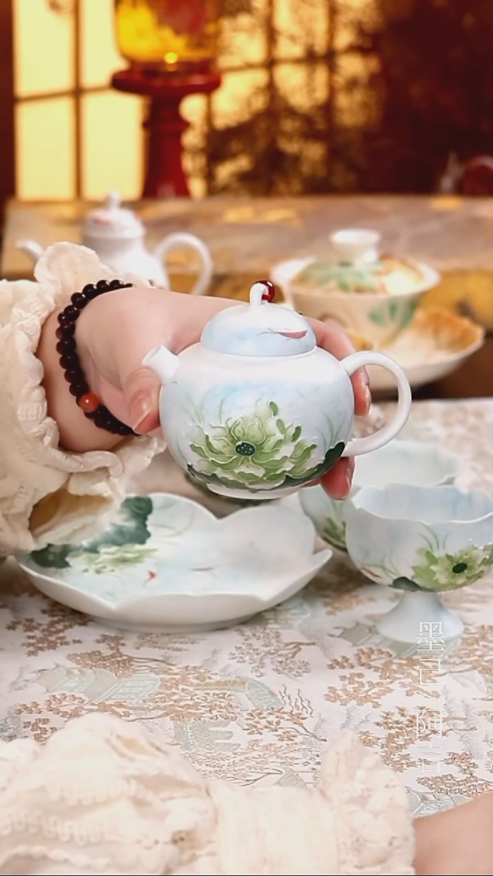 茶壶                      