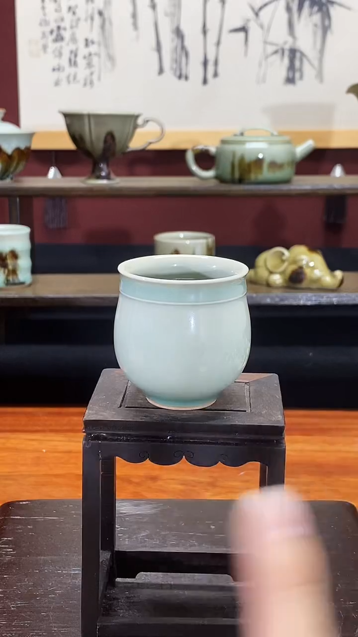 山隐青瓷柴烧龙蛋杯
