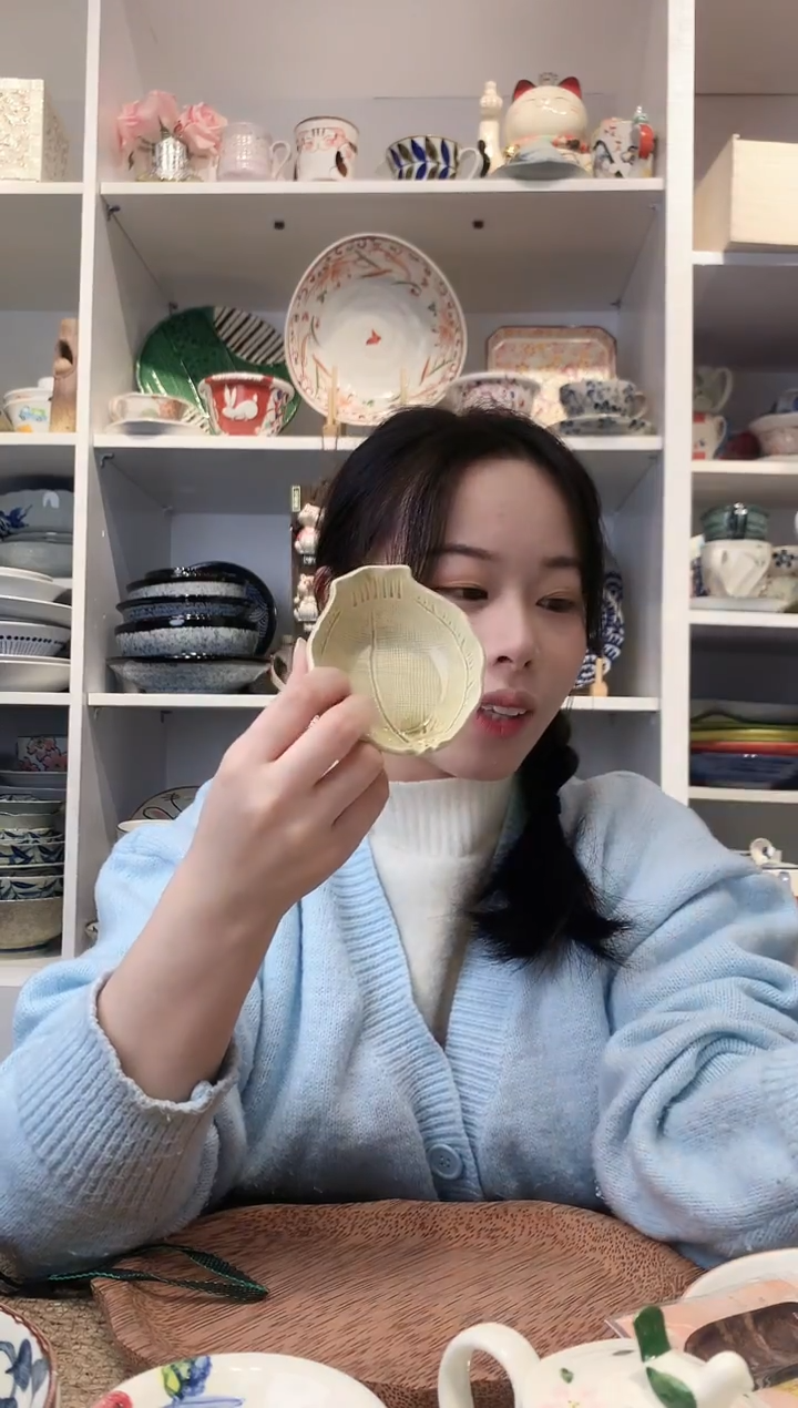 陶瓷日本进口鱼骨蘸料小碟