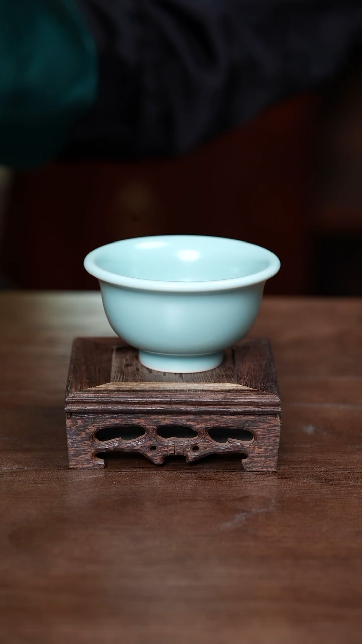 【闪购商品】L·宝丰宋官窑汝瓷压手杯