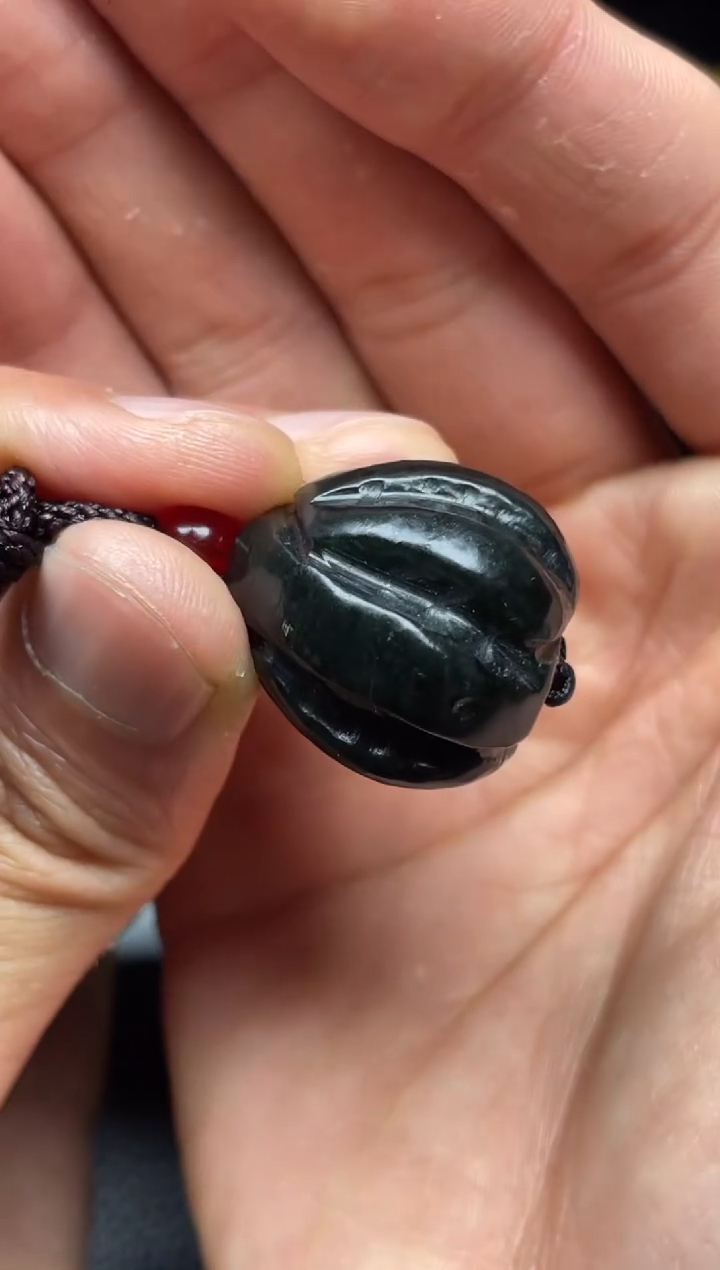 颈饰未镶嵌和田玉金**玉1