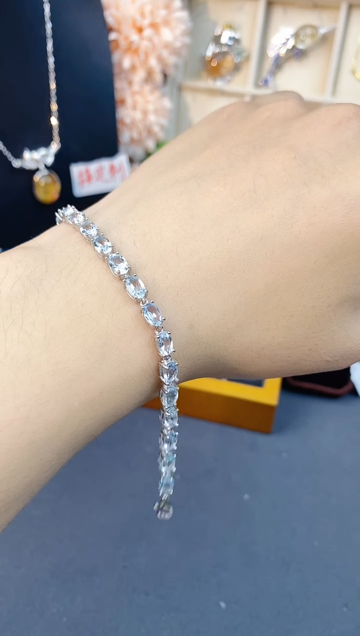 【闪购商品】海蓝宝石手链银S925镶嵌带证书