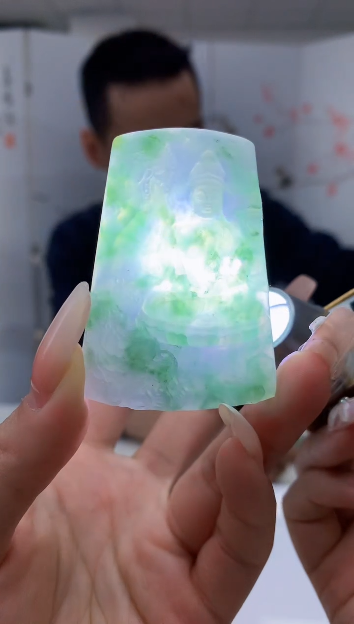 【闪购商品】定制翡翠未镶嵌3916lr-毛货挂件188