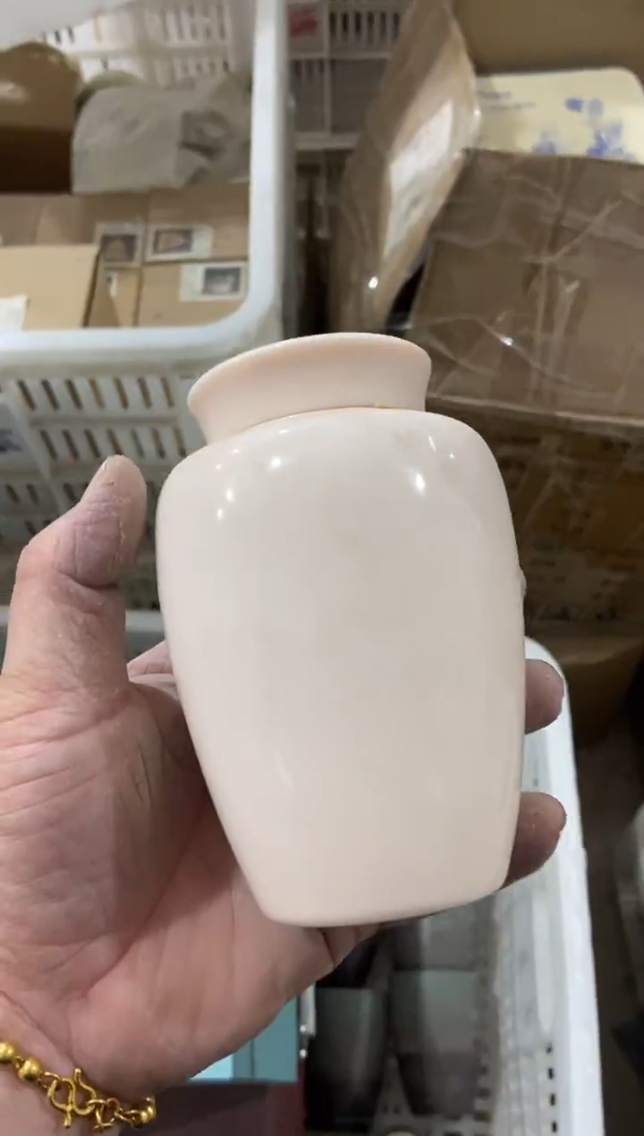 杯子陶无运费险有瑕疵的摄影的产品有使用过的痕迹有点脏介意勿拍