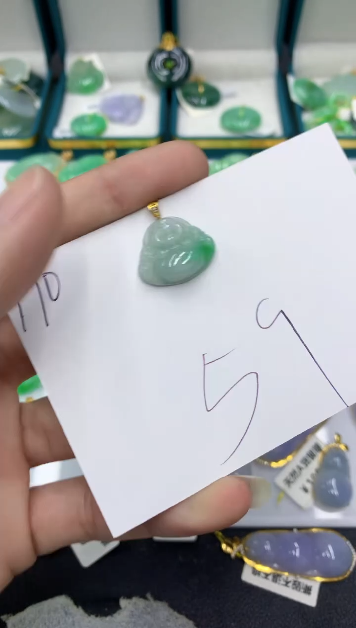 【闪购商品】翡翠颈饰18K金镶嵌翡翠