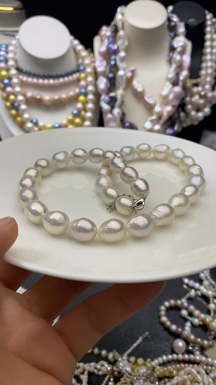 颈饰未镶嵌淡水珍珠多人